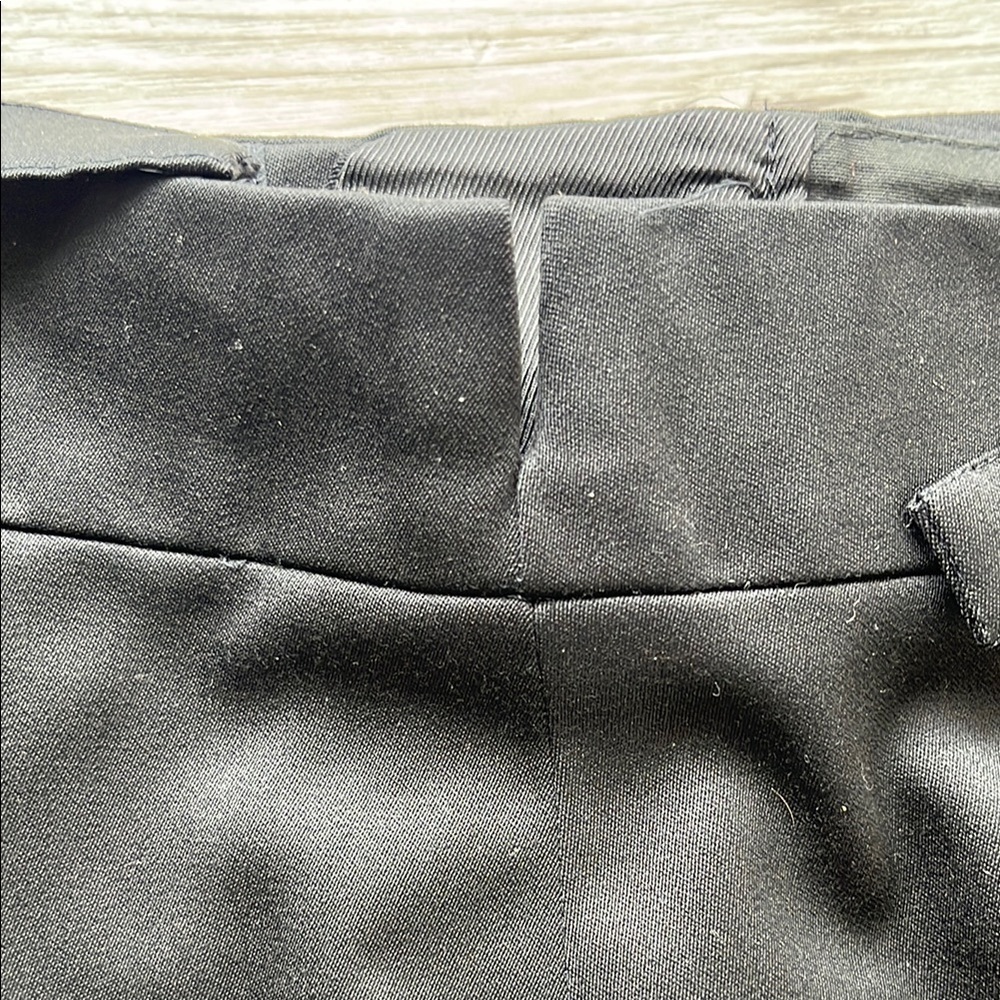 Gucci Black Knee-Length Pencil Skirt - Picture 8 of 11